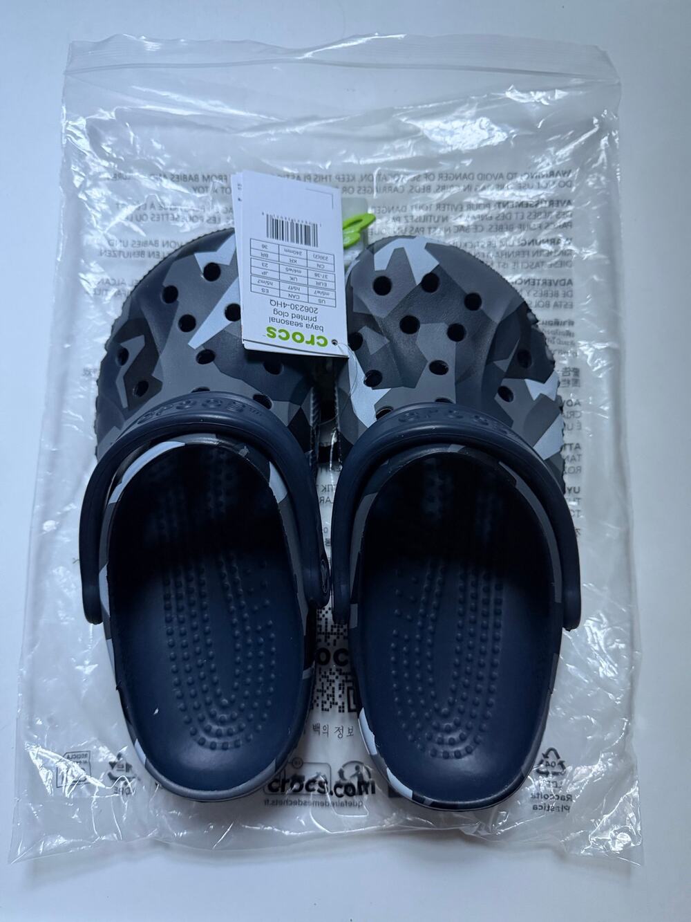 NEW Crocs Adult Baya Navy Multi Camo Print Clogs